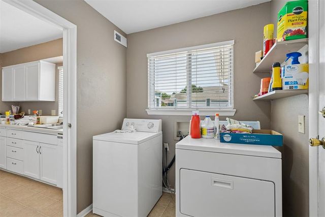2825 Indian Creek Boulevard, Oklahoma City, OK 73120