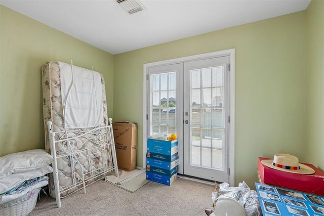 2825 Indian Creek Boulevard, Oklahoma City, OK 73120