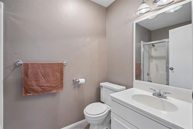 2825 Indian Creek Boulevard, Oklahoma City, OK 73120