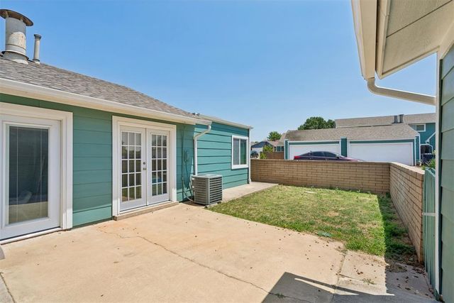 2825 Indian Creek Boulevard, Oklahoma City, OK 73120