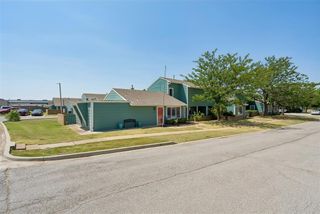 2825 Indian Creek Boulevard, Oklahoma City, OK 73120