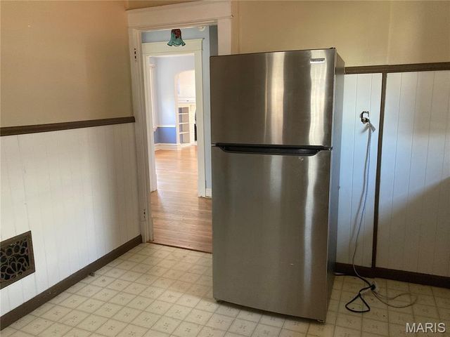 5027 Sutherland Avenue, St Louis, MO 63109