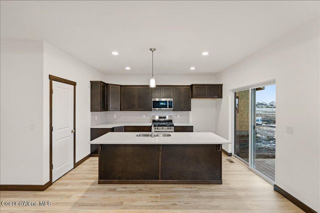 2613 E Cinder AVE, Post Falls, ID 83854