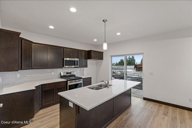 2613 E Cinder AVE, Post Falls, ID 83854