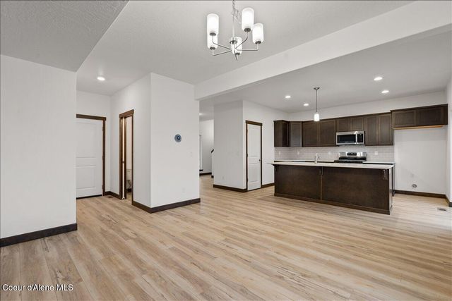 2613 E Cinder AVE, Post Falls, ID 83854