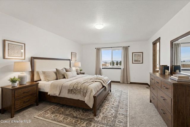 2613 E Cinder AVE, Post Falls, ID 83854