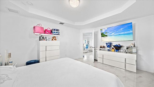 4317 Vicliff Road, West Palm Beach, FL 33406