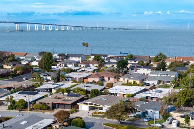 224 Loon Court, Foster City, CA 94404