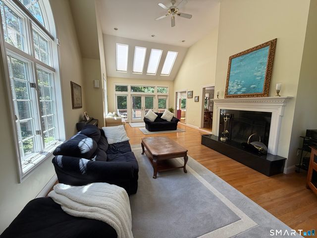 918 Rock Rimmon Road, Stamford, CT 06903