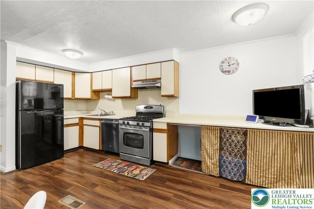 757 Mohawk Street, Allentown City, PA 18103
