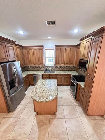 8296 NW 9TH Avenue, Boca Raton, FL 33487