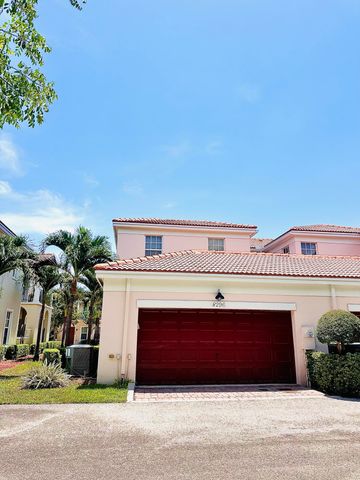 8296 NW 9TH Avenue, Boca Raton, FL 33487