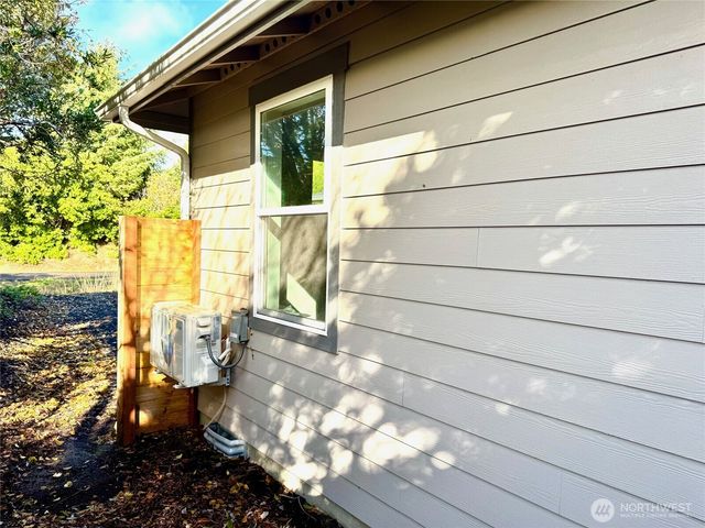 277 S Wynoochee Drive SW, Ocean Shores, WA 98569