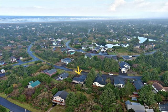 277 S Wynoochee Drive SW, Ocean Shores, WA 98569