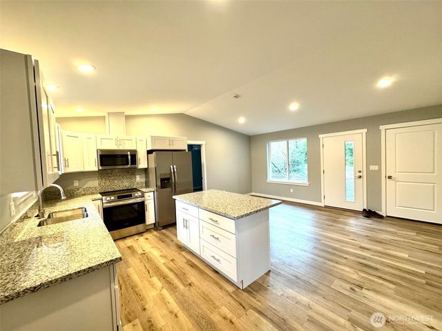 277 S Wynoochee Drive SW, Ocean Shores, WA 98569