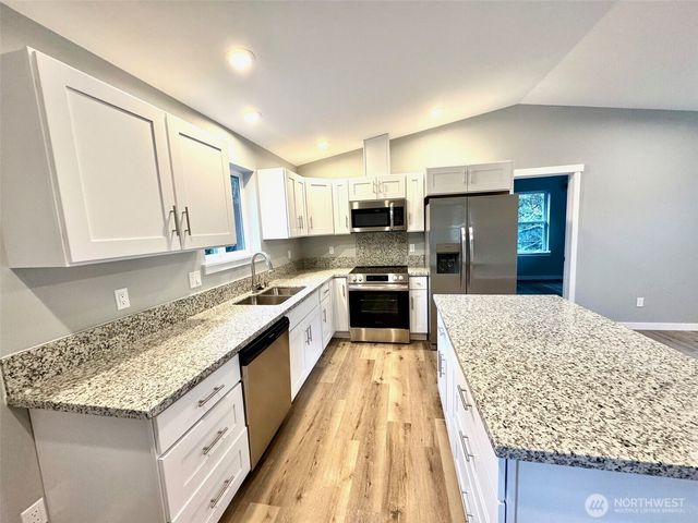 277 S Wynoochee Drive SW, Ocean Shores, WA 98569