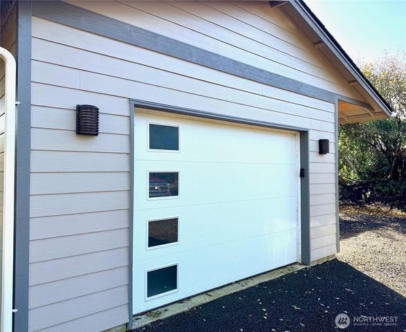 277 S Wynoochee Drive SW, Ocean Shores, WA 98569