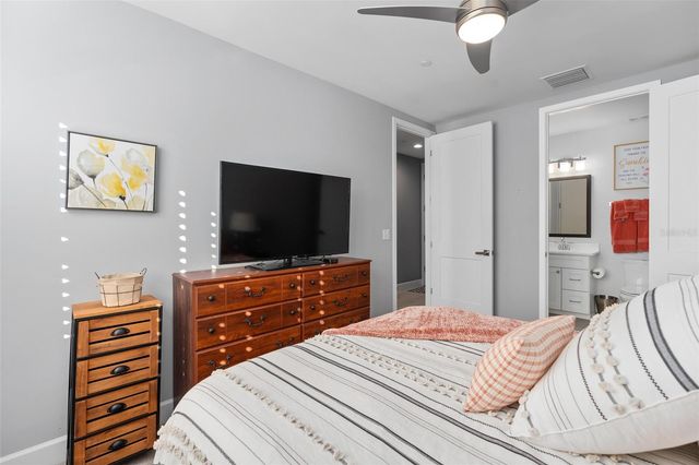 129 S PARK AVENUE 8E, Winter Garden, FL 34787