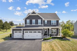 1001 Black Sands Drive, Penn Twp, PA 15644