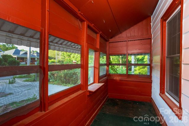 91 Clingman Avenue, Asheville, NC 28801