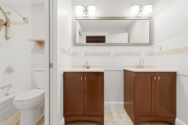 112 Fulton Street 1C, Boston, MA 02109