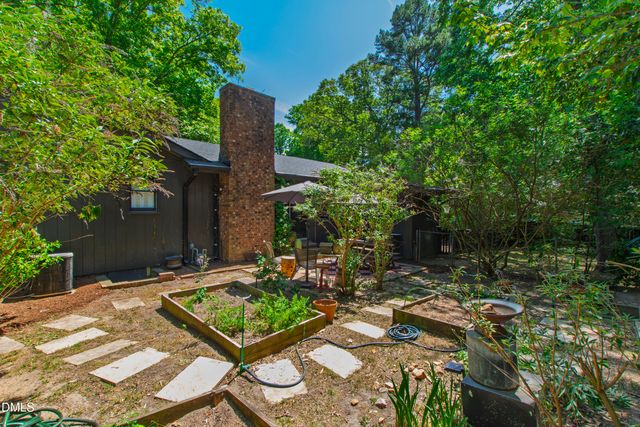 5200 Sedgefield Drive, Raleigh, NC 27609