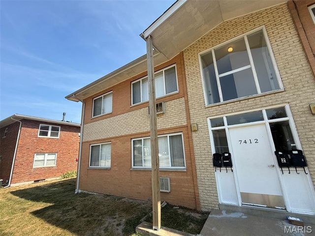 7412 Burcke Drive, Hazelwood, MO 63042