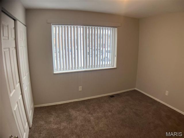 7412 Burcke Drive, Hazelwood, MO 63042