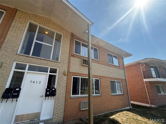 7412 Burcke Drive, Hazelwood, MO 63042