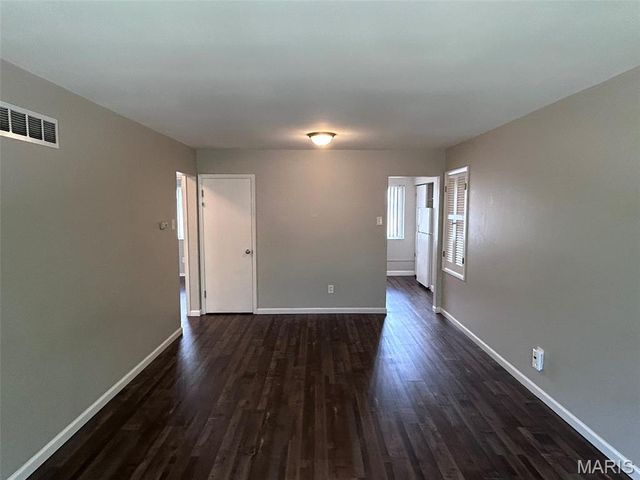 7412 Burcke Drive, Hazelwood, MO 63042