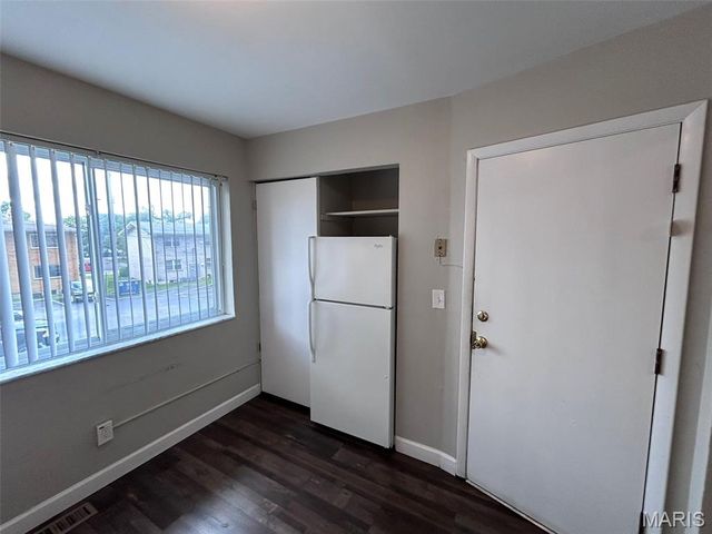 7412 Burcke Drive, Hazelwood, MO 63042