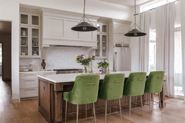 501 Old Creek Road, Edmond, OK 73034