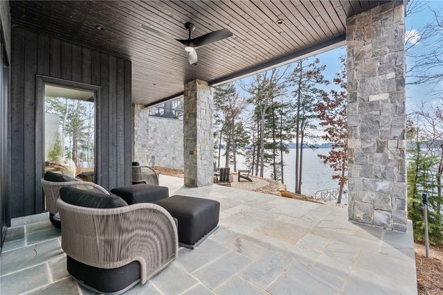 125 Waterfern Court, Six Mile, SC 29682