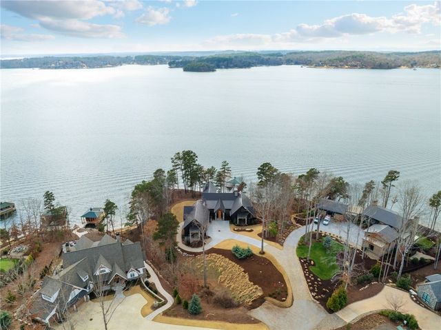 125 Waterfern Court, Six Mile, SC 29682