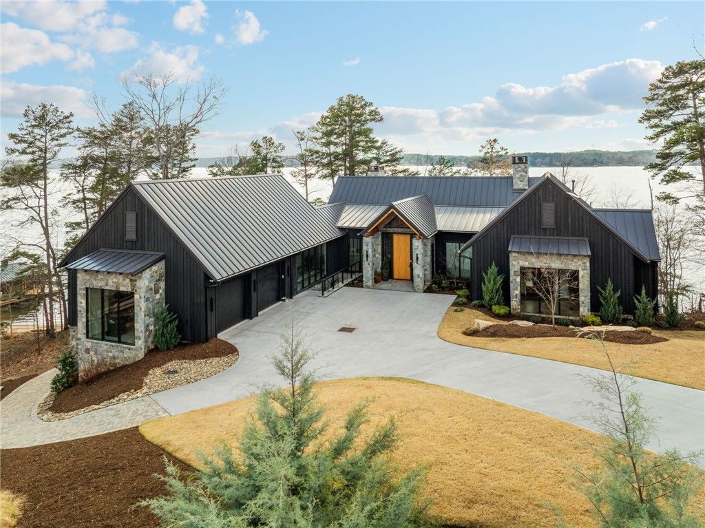 125 Waterfern Court, Six Mile, SC 29682