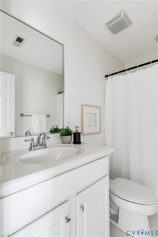 1002 Hyde Ln, Henrico, VA 23229