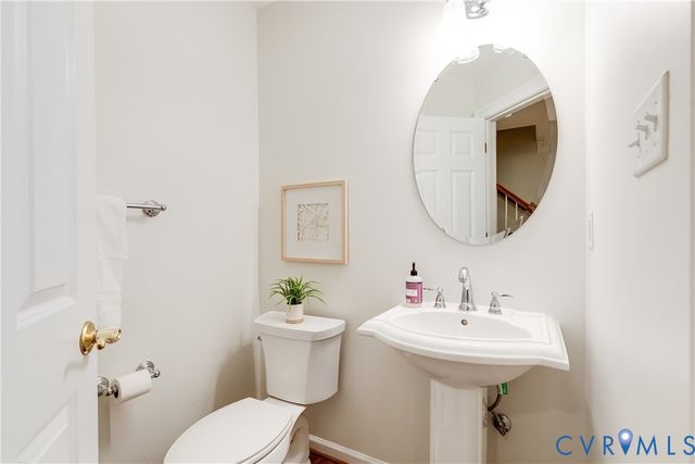 1002 Hyde Ln, Henrico, VA 23229