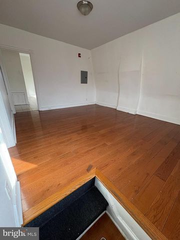 6517-6517 N 6TH ST, Philadelphia, PA 19126