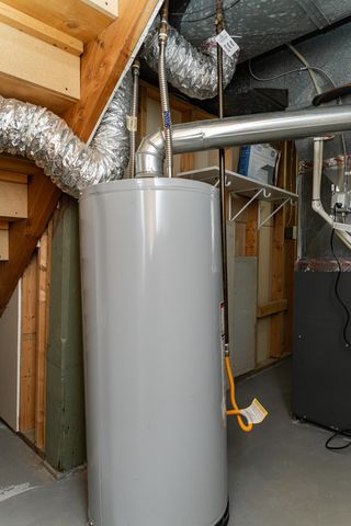 612 2nd Avenue SE, Pine Island, MN 55963