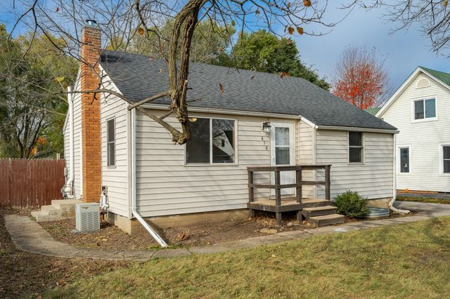 612 2nd Avenue SE, Pine Island, MN 55963