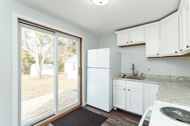 612 2nd Avenue SE, Pine Island, MN 55963