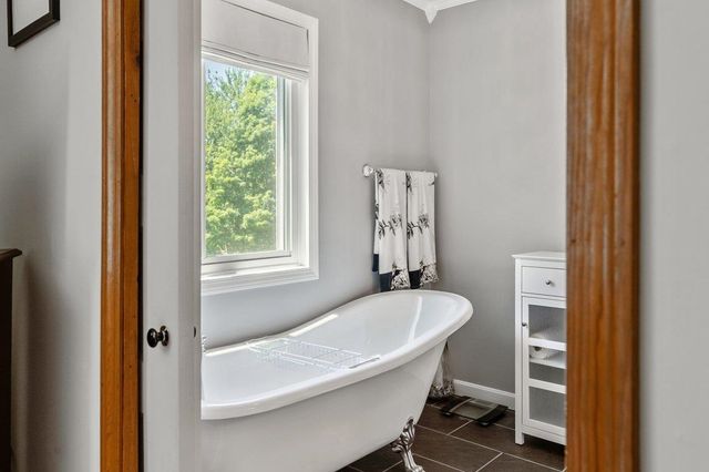 678 Pond Road, Hinesburg, VT 05461