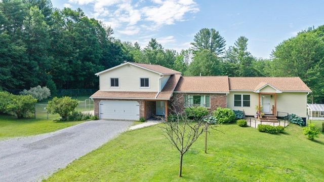678 Pond Road, Hinesburg, VT 05461