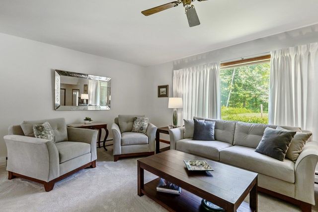 678 Pond Road, Hinesburg, VT 05461