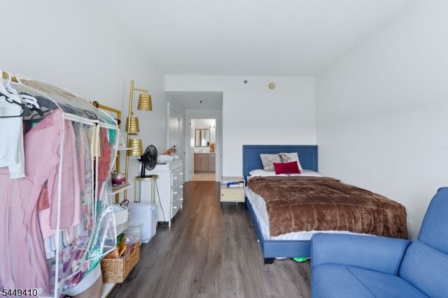1 Carriage City Plz 804, Rahway City, NJ 07065