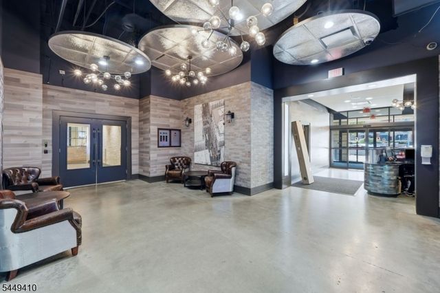 1 Carriage City Plz 804, Rahway City, NJ 07065