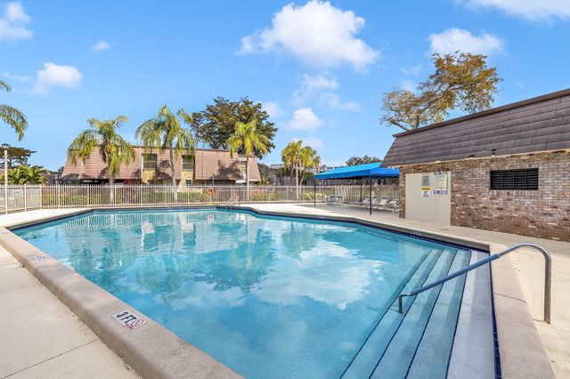 2540 NW 99 Avenue 2540, Coral Springs, FL 33065