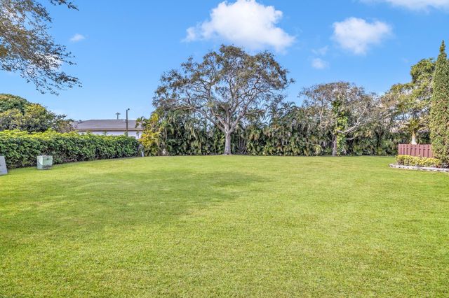 2540 NW 99 Avenue 2540, Coral Springs, FL 33065