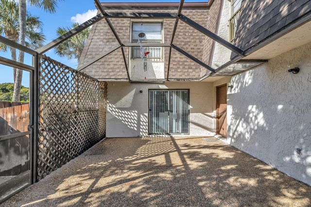 2540 NW 99 Avenue 2540, Coral Springs, FL 33065