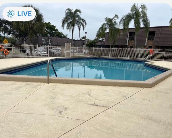 2540 NW 99 Avenue 2540, Coral Springs, FL 33065